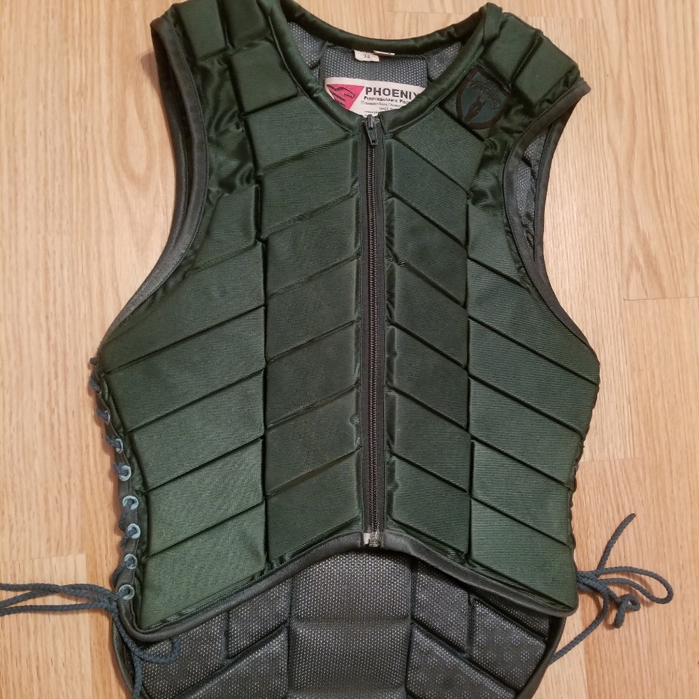 Tipperary eventing vest green xxs
